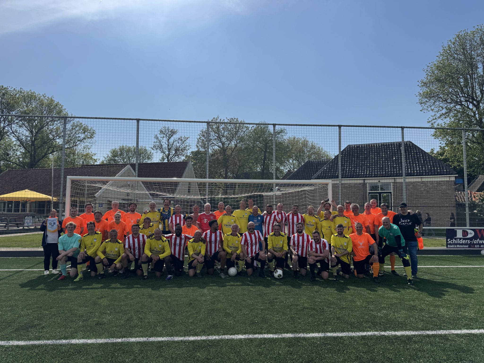 Three Nations Cup: zon, sport en internationale gezelligheid bij SDOB